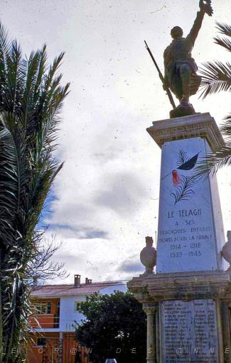 LE TELAGH MONUMENT AUX MORTS 01.jpg